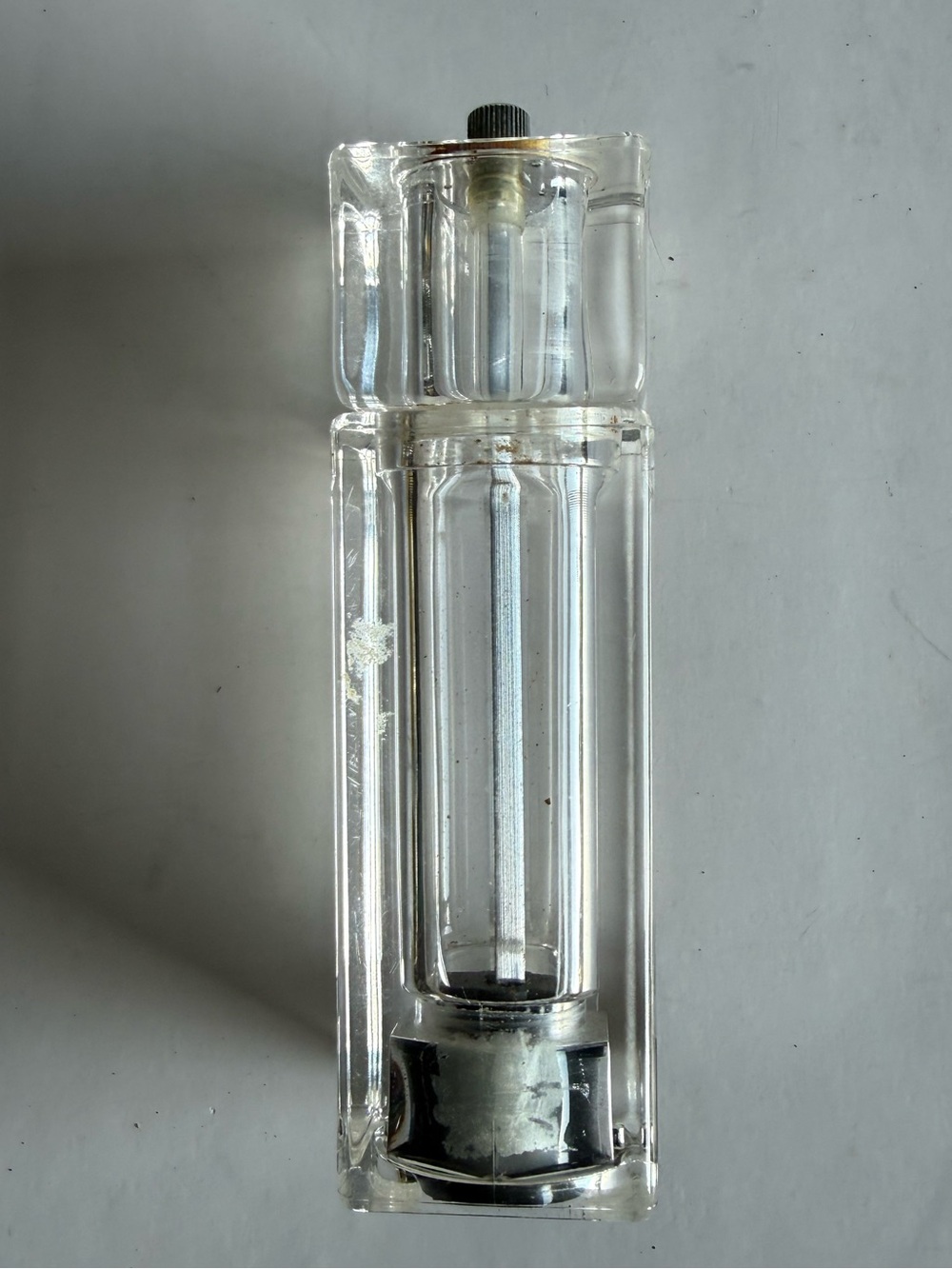 Olde Thompson Coronet 6” Combo Salt Shaker & Pepper Mill Clear Lucite Acrylic